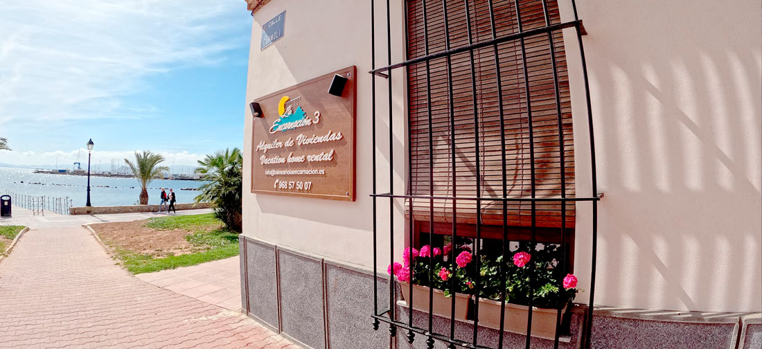 Apartamentos Turísticos La Encarnación